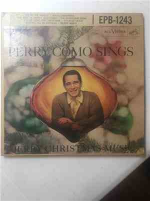 Perry Como - Perry Como Sings Merry Christmas Music