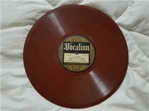 Uncle Dave Macon - The Fox Chase / The Old Maid's Last Hope (A Burglar Song)