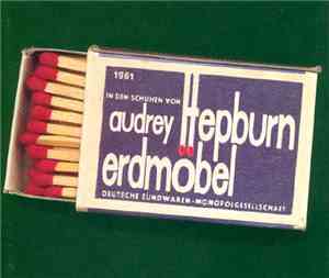 Erdmöbel - In Den Schuhen Von Audrey Hepburn
