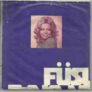 Füsun Önal - Flört / Aşk Nezlesi