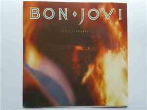 Bon Jovi - 7800° Fahrenheit