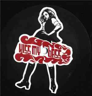 Plump DJs - Kiss My Bass