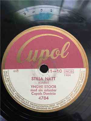 Yngve Stoor Med Sin Orkester, Yngve Stoor Med Sin Hawaii-Orkester - Stilla Natt / Hem, Hem