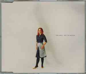 Tori Amos - Past The Mission