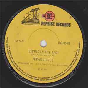 Jethro Tull - Living In The Past / Christmas Song