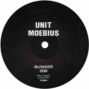 Unit Moebius - Untitled