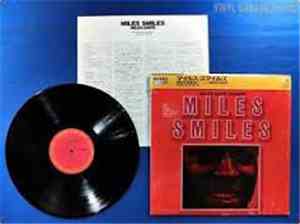 Miles Davis Quintet - Miles Smiles