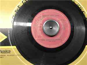 Orquesta Salsa Latina de Luis Young Peru Lucho Macedo - 45 Rpm: En Caracas / Una Audiencia Muerta
