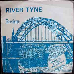 Busker  - River Tyne