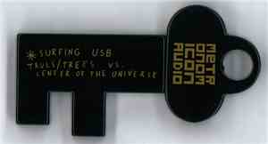 Truls/Trees Vs. Center Of The Universe - Surfing USB