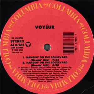 Voyéur - Hangin' On The Boulevard