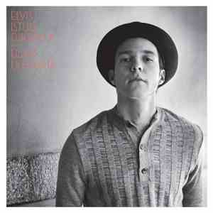 Olavi Uusivirta - Elvis Istuu Oikealla