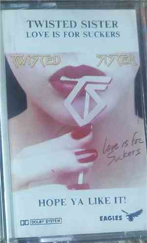 Twisted Sister - Love Is For Suckers