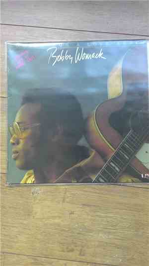 Bobby Womack - Lookin' For A Love Again
