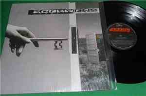 Scorpions - Crazy World