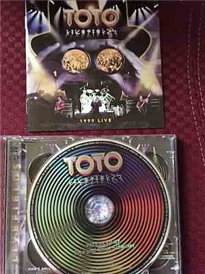 Toto - Livefields