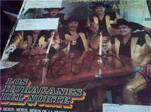Los Huracanes Del Norte - Con El Exito: Tres Amigos