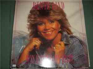 Bente Lind - Busy Hands Happy Hear