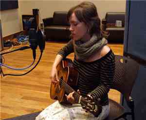 Johanna Warren - Folkadelphia Session 10​/​26​/​2013
