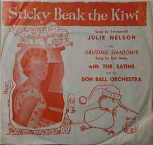 Julie Nelson - Sticky Beak The Kiwi