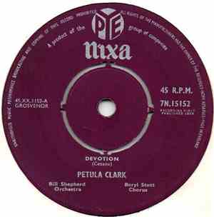 Petula Clark - Devotion / St. Tropez (Sur La Plage)