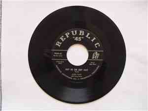 Allen Flatt - Get In or Get Out / All These Little Things