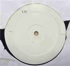 Eyra Gayle - Tell Me It's A Lie