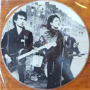 U2 - Hanging On