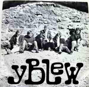 Y Blew - Maes B / Beth Sy'n Dod Rhyngom Ni