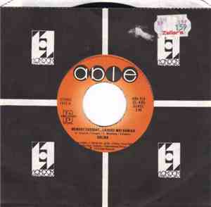 Dalida - Monday Tuesday...Laissez-moi Danser