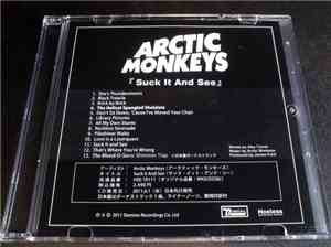 Arctic Monkeys - Suck It And See
