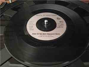 Reese & Santonio - Back To The Beat (With 'The Sound') / Rock To The Beat