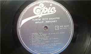 Molly Hatchet - Flirtin' With Disaster